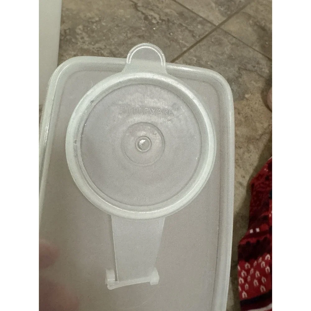 Vintage Tupperware Container #469‎ Sheer White 10 Cup Cereal Keeper w/lid #471